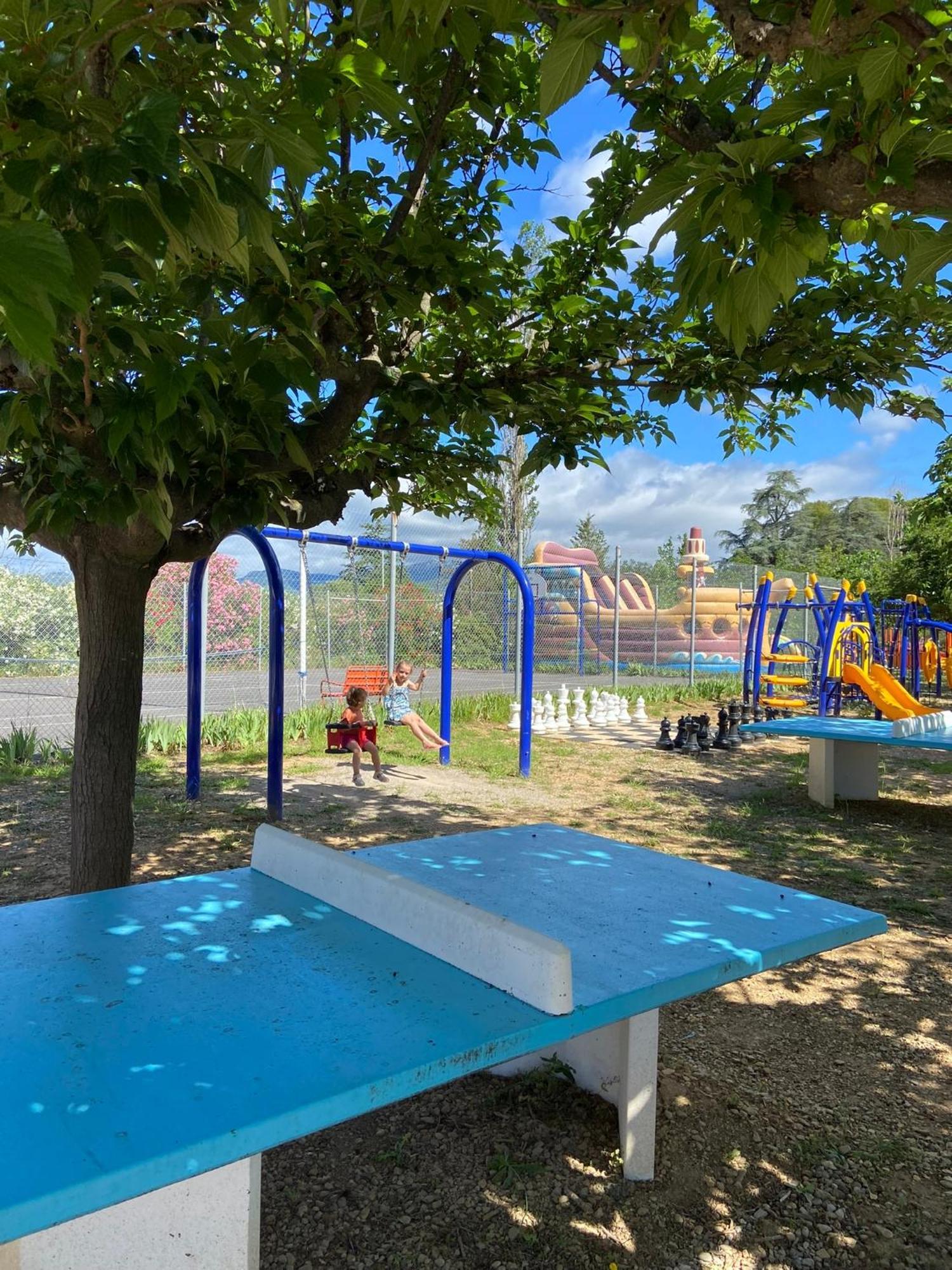 Camping Paradis Family Les Rives De L'Herault ฌีญัค ภายนอก รูปภาพ